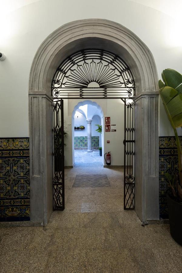 Apartamentos Turisticos De La Bernarda Caces Extérieur photo