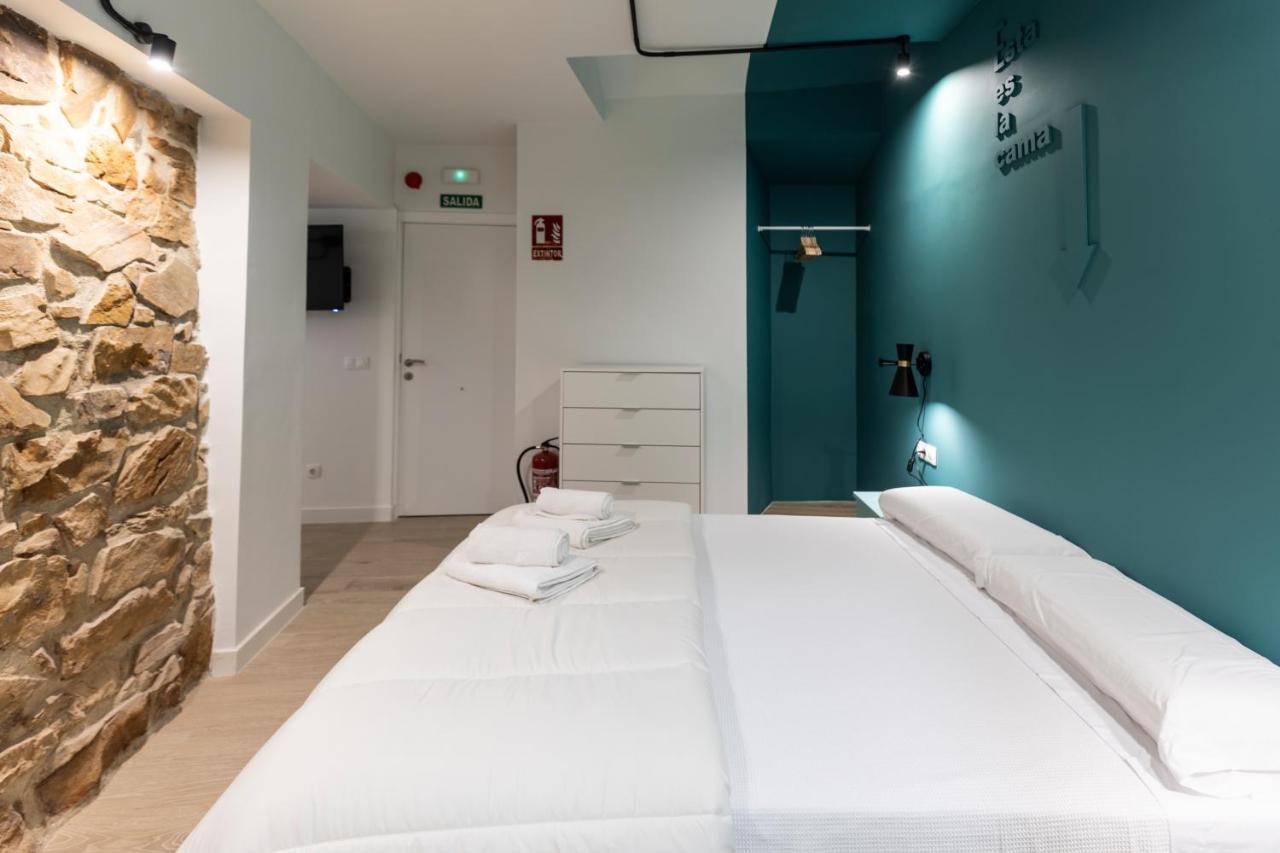 Apartamentos Turisticos De La Bernarda Caces Extérieur photo