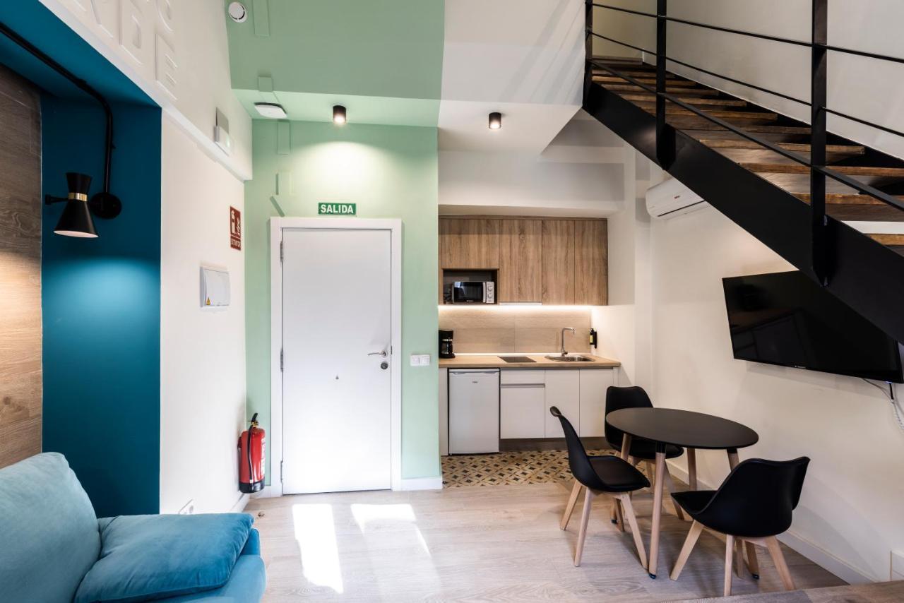 Apartamentos Turisticos De La Bernarda Caces Extérieur photo