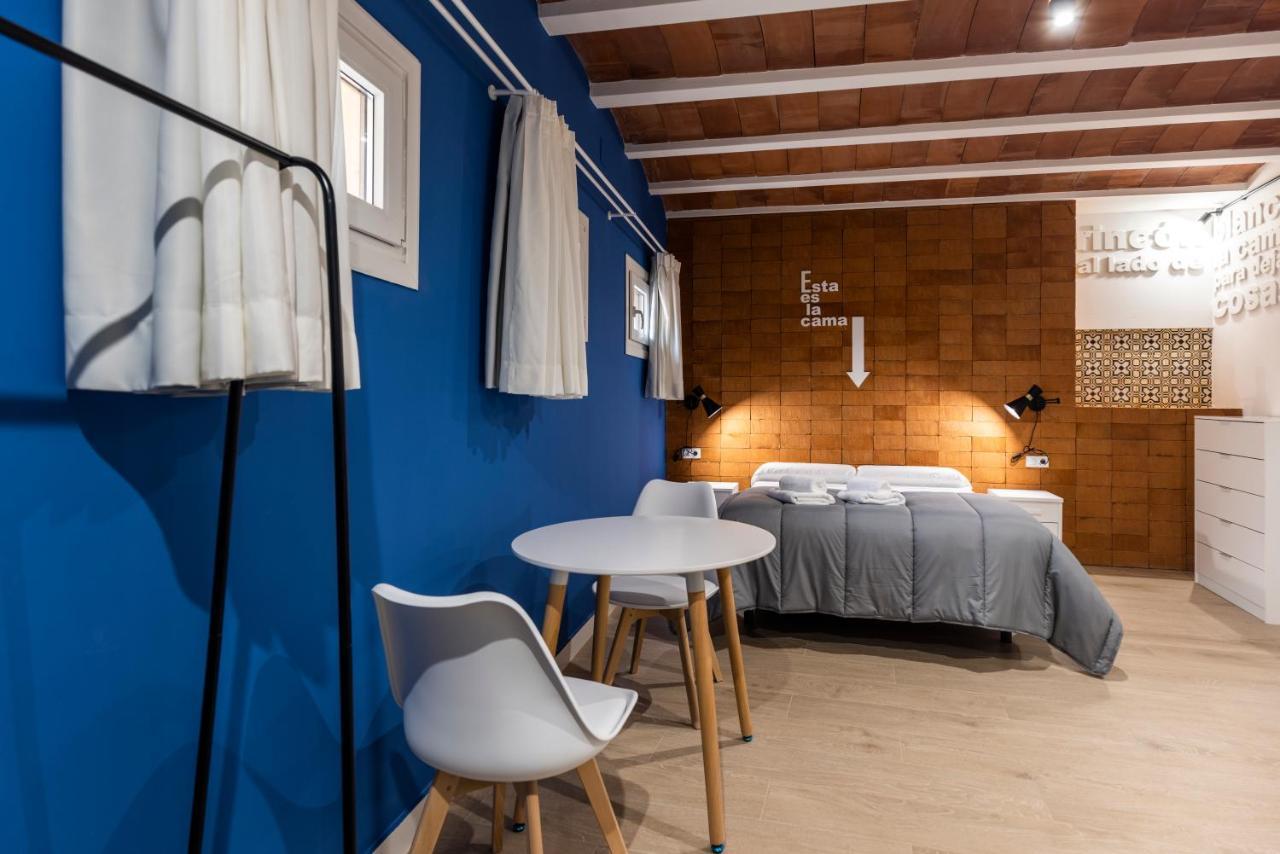 Apartamentos Turisticos De La Bernarda Caces Extérieur photo