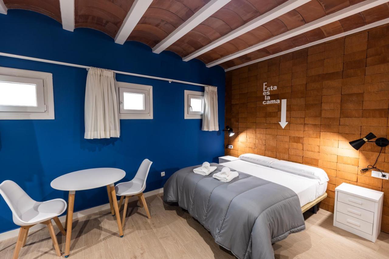 Apartamentos Turisticos De La Bernarda Caces Extérieur photo