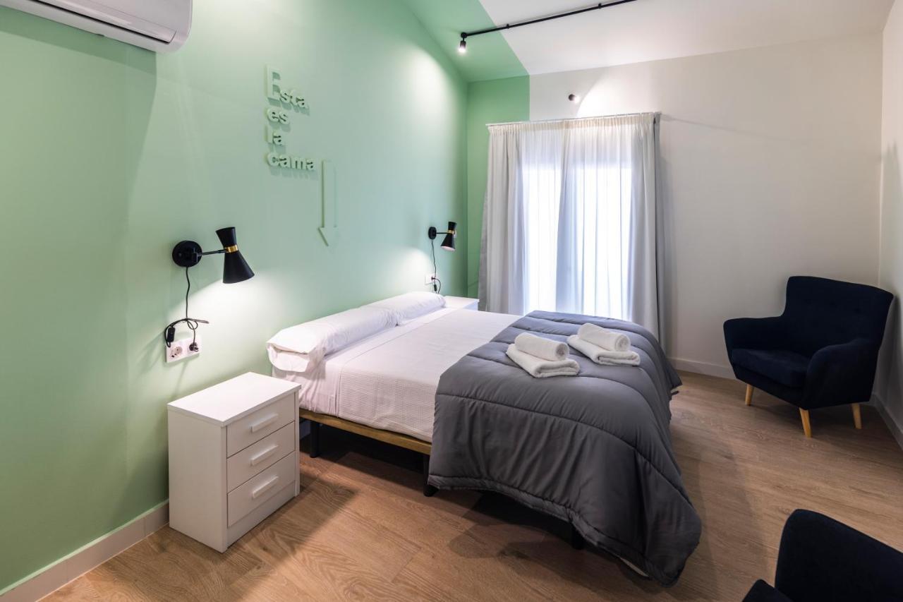 Apartamentos Turisticos De La Bernarda Caces Extérieur photo