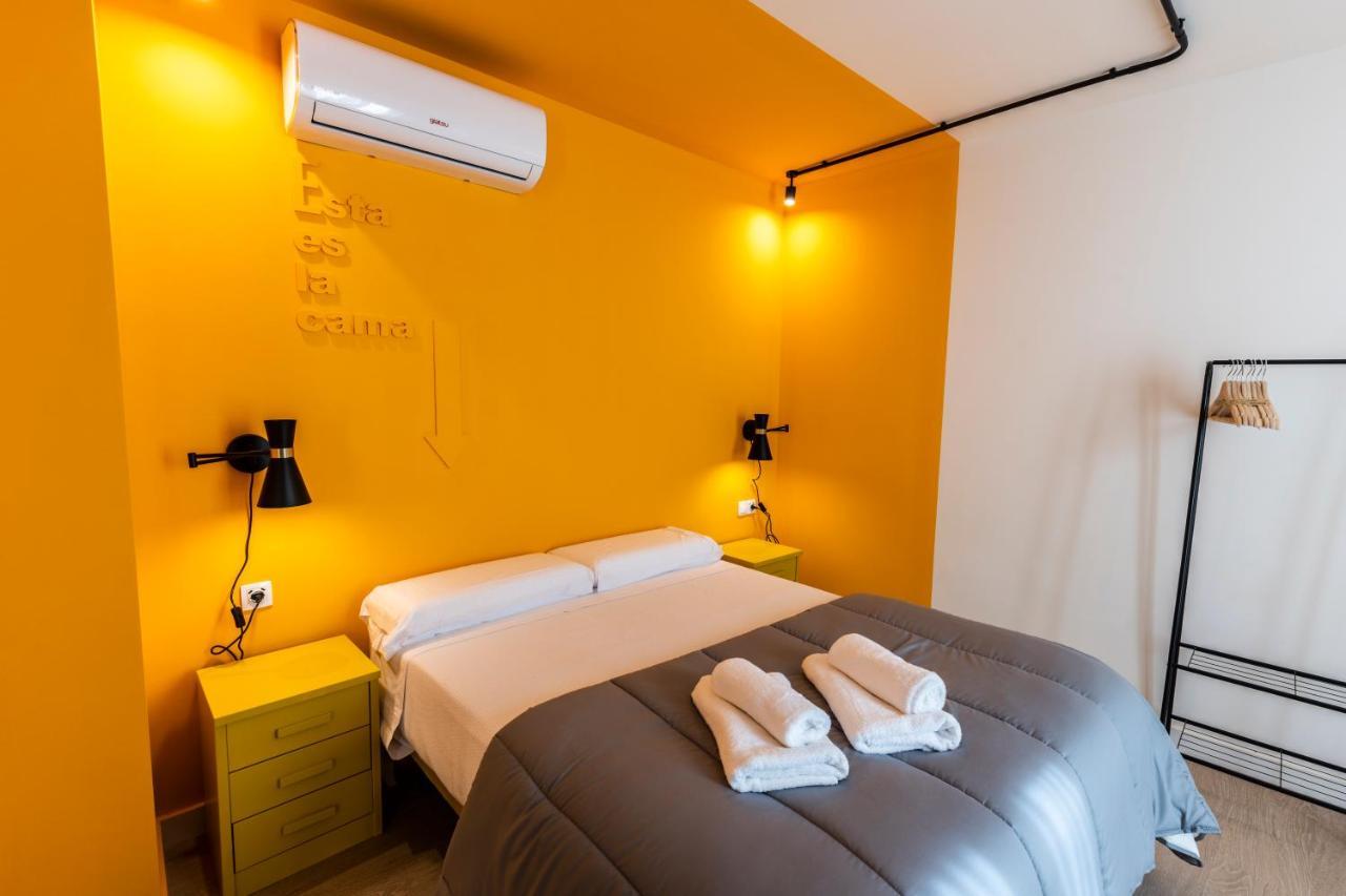 Apartamentos Turisticos De La Bernarda Caces Extérieur photo