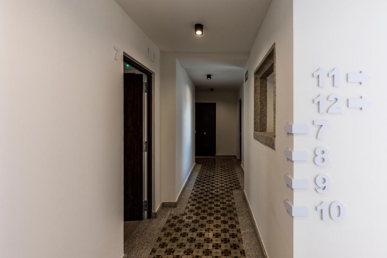 Apartamentos Turisticos De La Bernarda Caces Extérieur photo